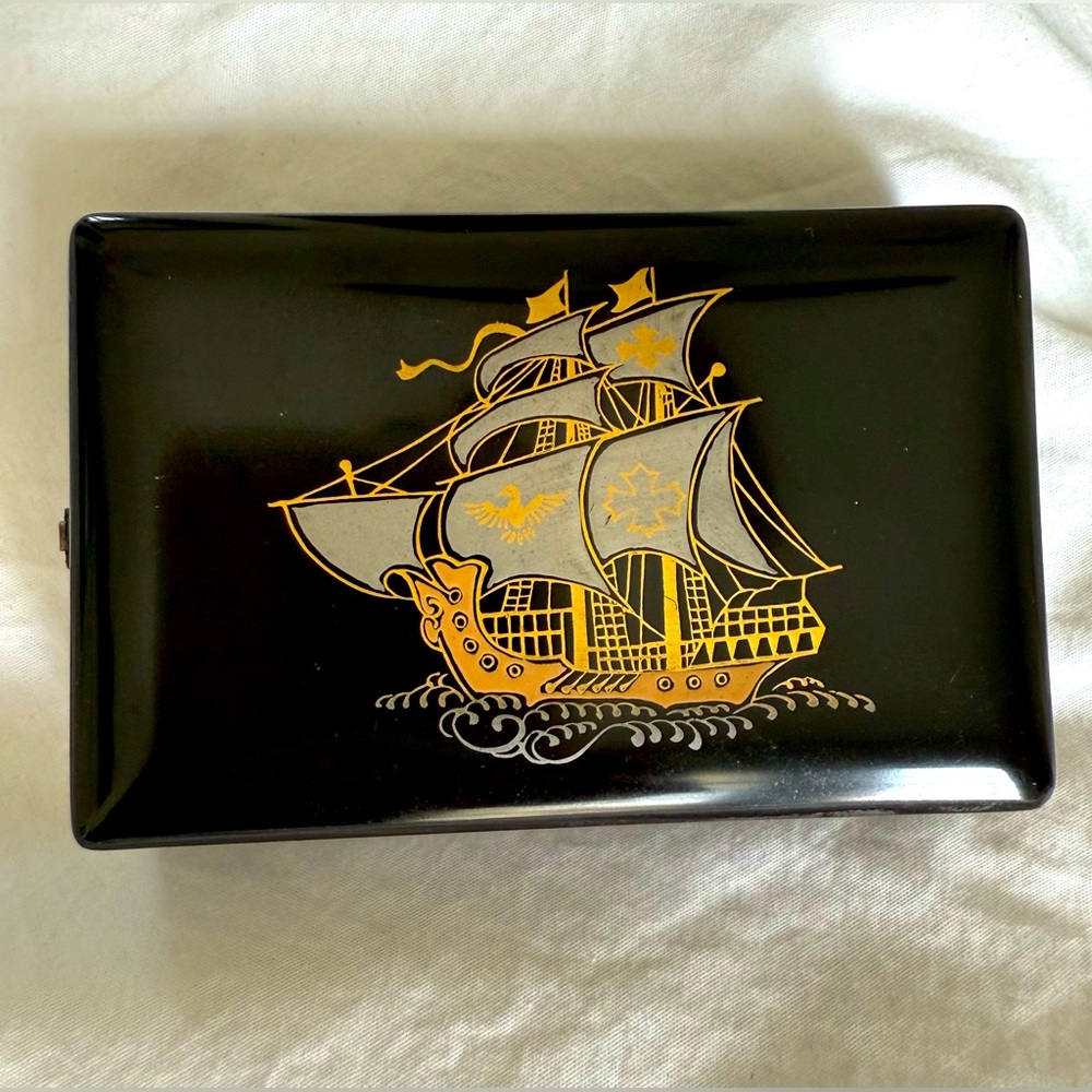 Jewelry box-small Black and Gold Ship Design Box
